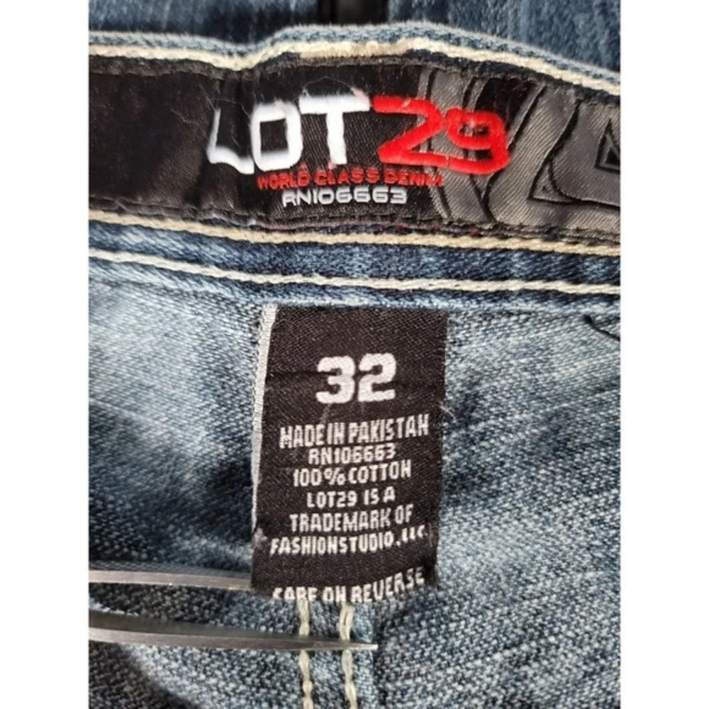 Lot 29 World Class Denim Vtg Embroidered Pocket Distressed  Red Graphic Jeans 32
